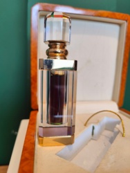 6b1b466f-dcc1-43f5-9b51-1b657e2cebeb