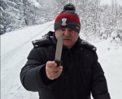 f35c2393-d0f3-4123-b6bb-25881aebb042