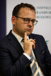 b07a5733-f68b-4609-9705-3d09c780d956