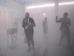 33d8f089-6fca-493f-9f99-43f17c0fce77