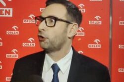 7112dc00-ae2b-483a-9f64-bd7e348d336c