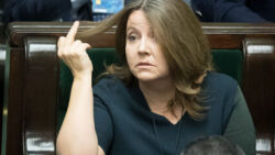 12fc2051-a1c1-485c-a161-01061eb716ef