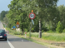 ef3712e1-4e97-4aa1-9018-7a6afe88bcc0