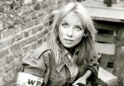 2ce21f17-7ffe-4327-9373-41639096d550