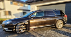 dbd69af7-c60c-4aec-bba0-673406f10cbe