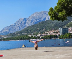 2ff60672-6e58-442c-a63b-5ad98f11c481