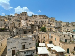 b04b2ea4-2c3d-43ce-adae-c7fd7d414bb8