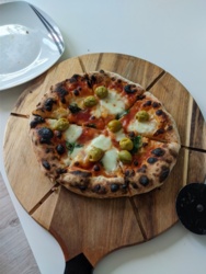 a565c209-a830-4d3e-a181-5f216178de64