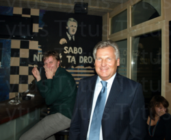 2868cafd-4197-48d7-b9e7-2399254c71a7