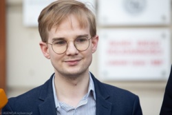 8dbe8eea-e512-4160-ad65-8a7c5edbdbd2