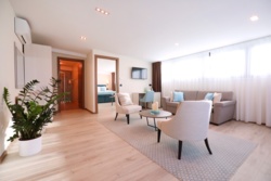 4d90e2f7-b0ed-47d4-9601-0db8bb451074